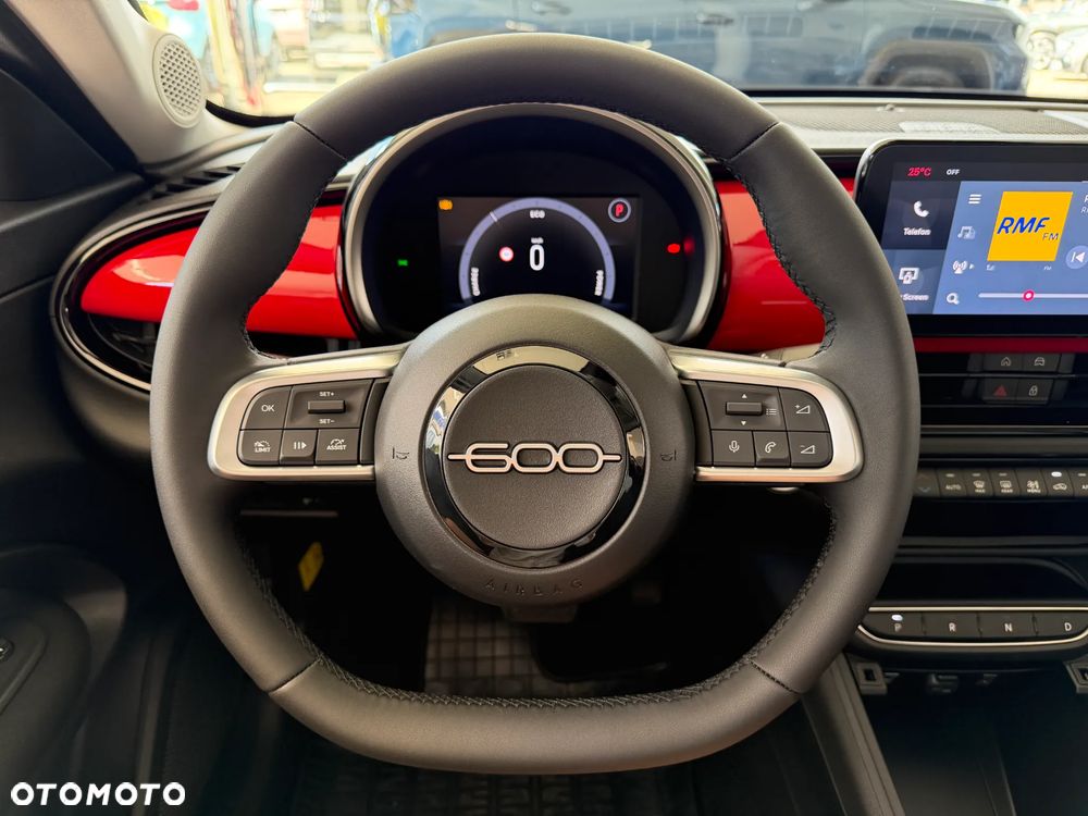 Fiat 600 1.2 Turbo Icon eDCT - 7