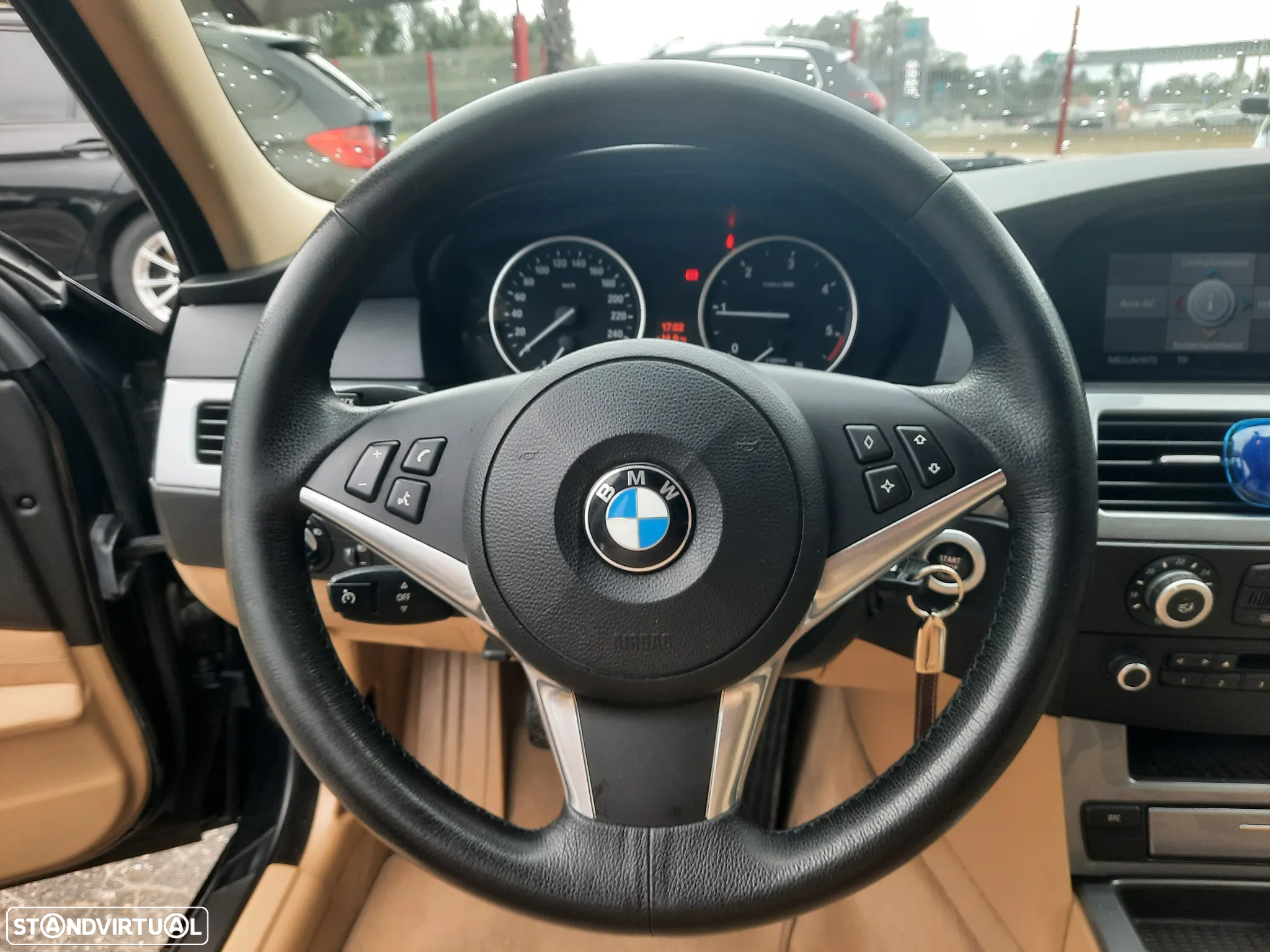 BMW 520 d Touring Executive - 28