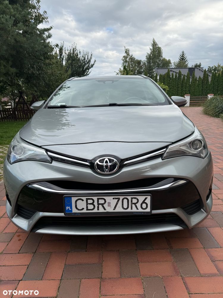 Toyota Avensis 2.0 Prestige MS - 11