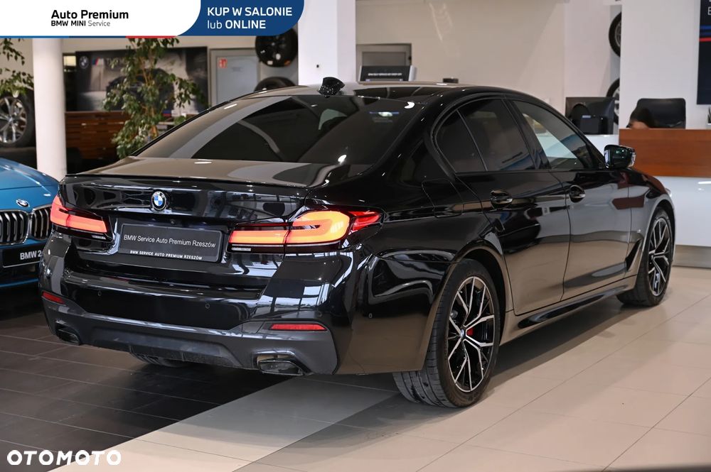 BMW Seria 5 540i xDrive mHEV M Sport sport - 5