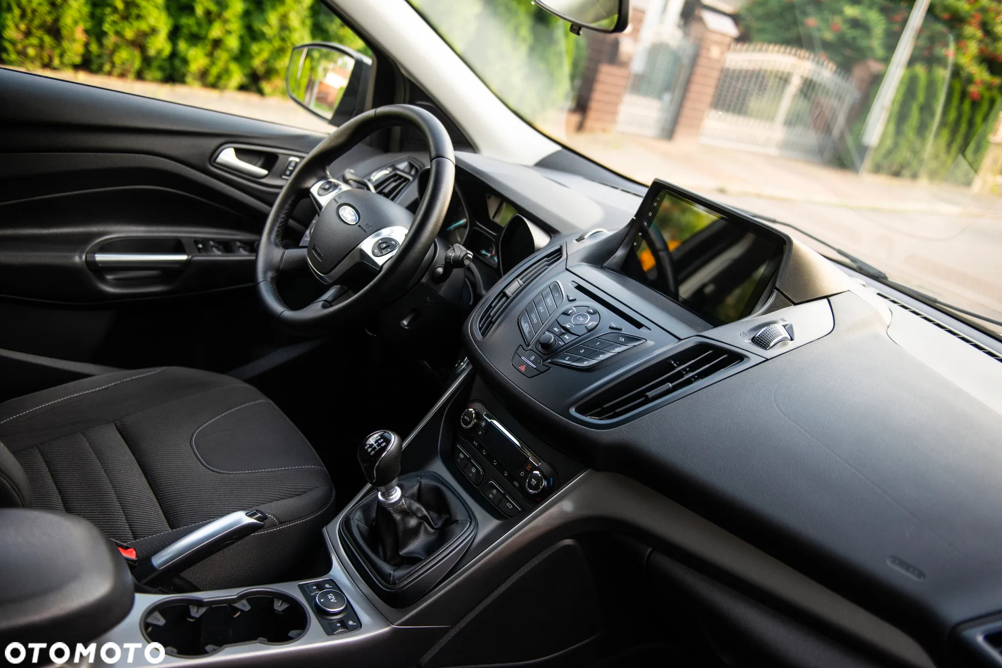 Ford Kuga 1.6 EcoBoost 2x4 Titanium - 29
