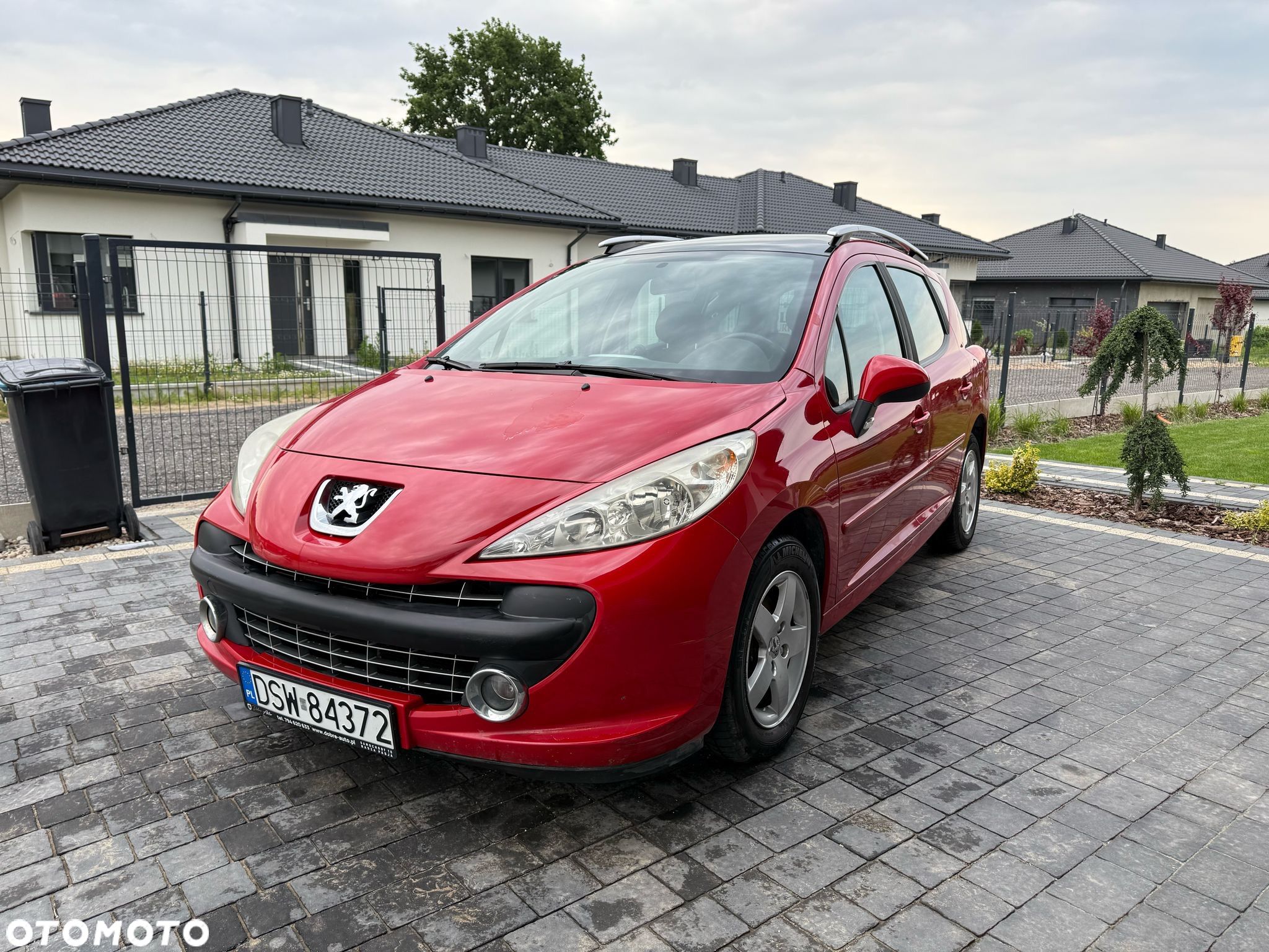 Peugeot 207 - 1