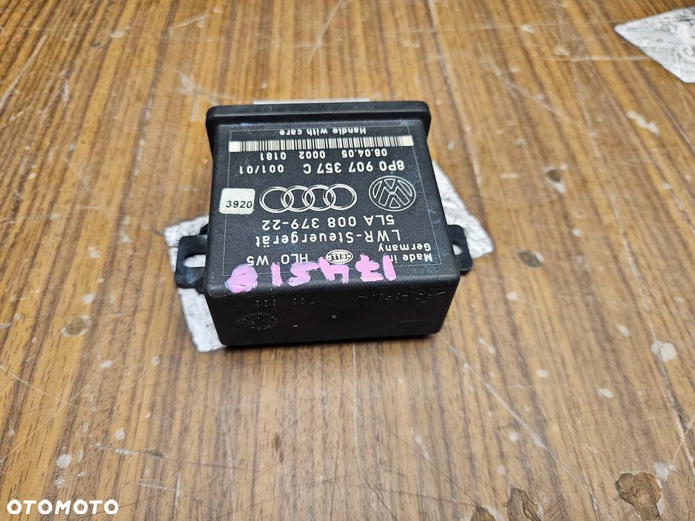 Moduł 8P0907357 C Sterownik Komputer Świateł Xenon Audi A6 C6 A4 B7 A3 8P - 5