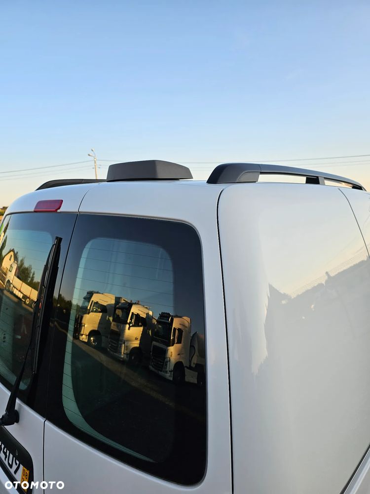 Volkswagen Caddy - 5
