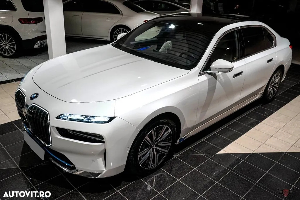 BMW i7 xDrive60 - 11