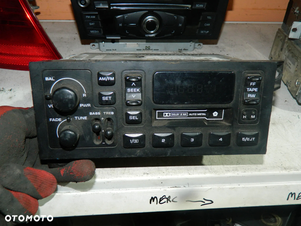 Dodge Grand Caravan RAM Radio Radioodtwarzac Kaseta P04858556