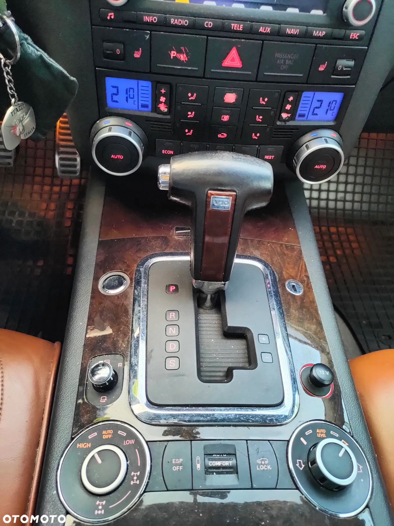 Volkswagen Touareg 5.0 V10 TDI Tiptr - 16