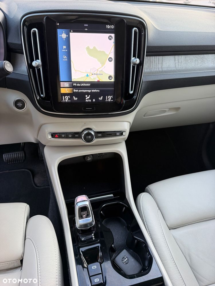 Volvo XC 40 T3 Inscription - 14