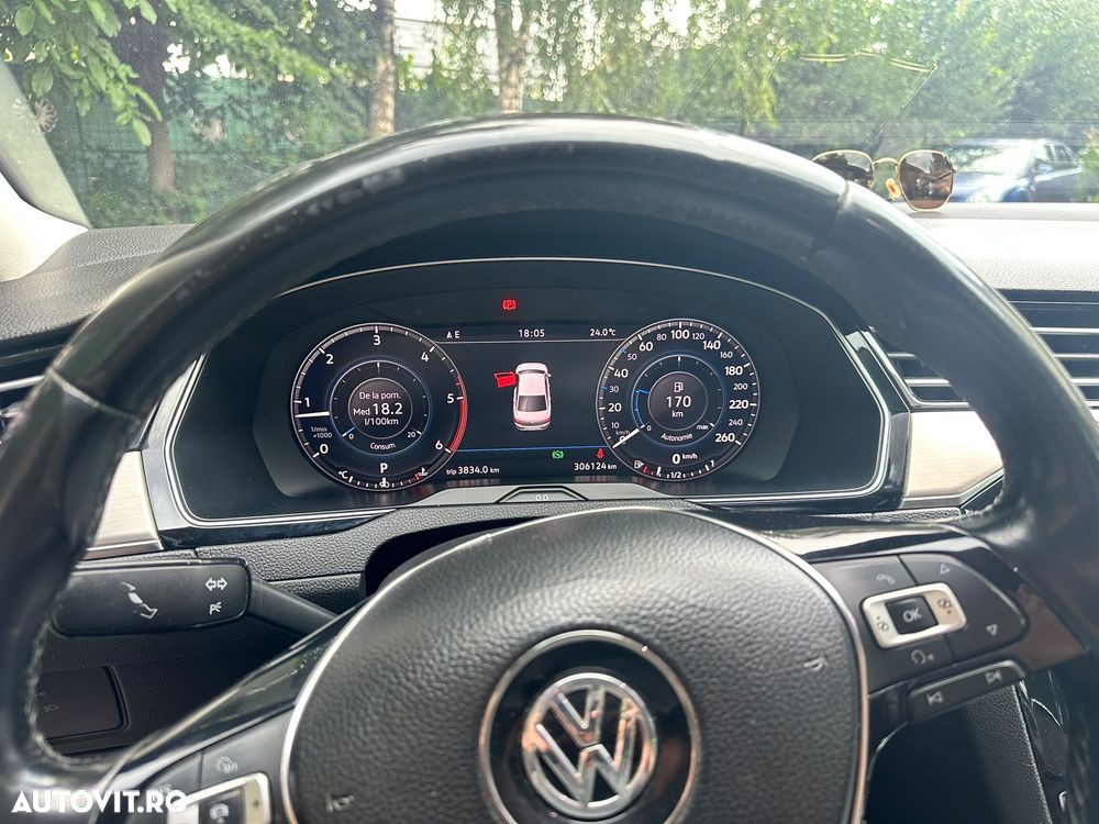 Volkswagen Passat 1.6 TDI DSG Trendline - 12