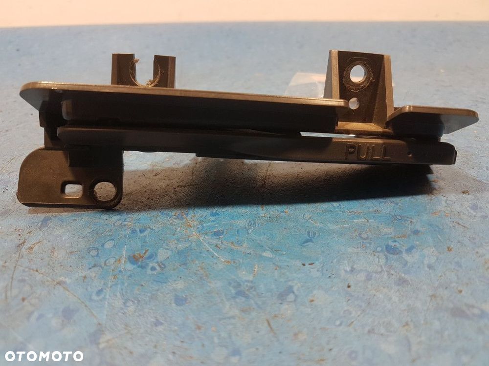 NISSAN X-TRAIL T30 UCHWYT NA KUBEK CUP HOLDER LEWY - 4