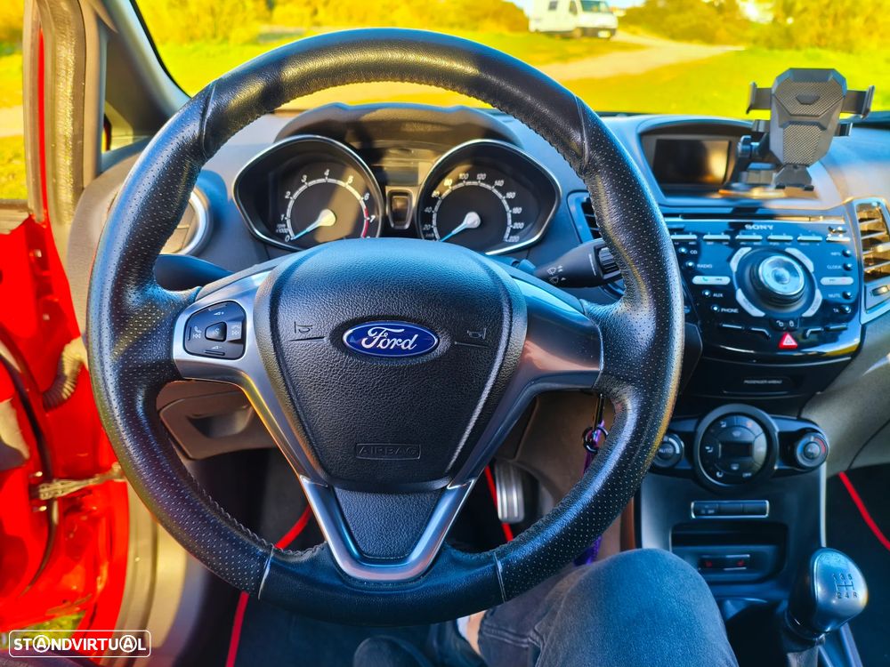 Ford Fiesta 1.0 EcoBoost S&S ST-LINE - 15