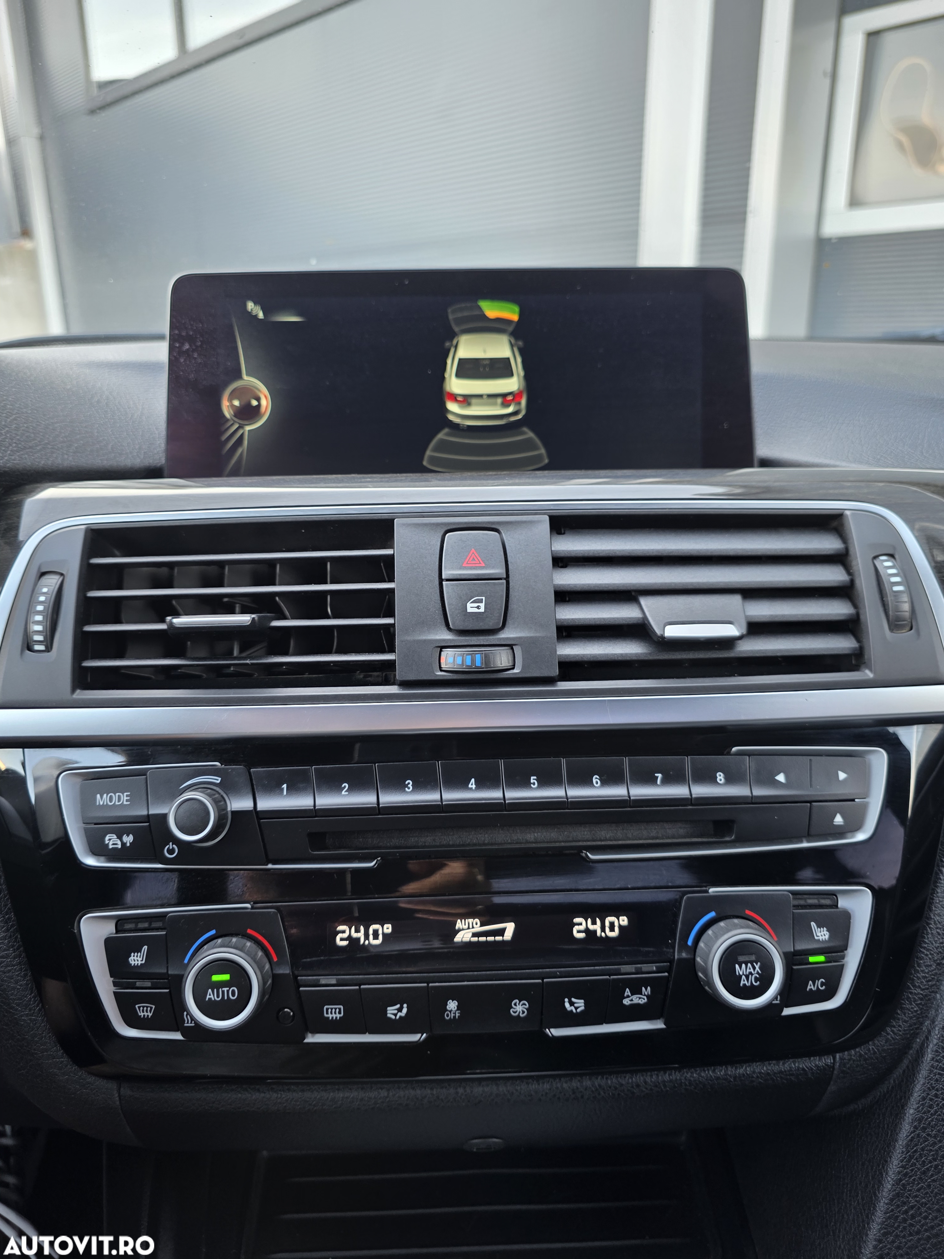 BMW Seria 3 320d Luxury Line - 15