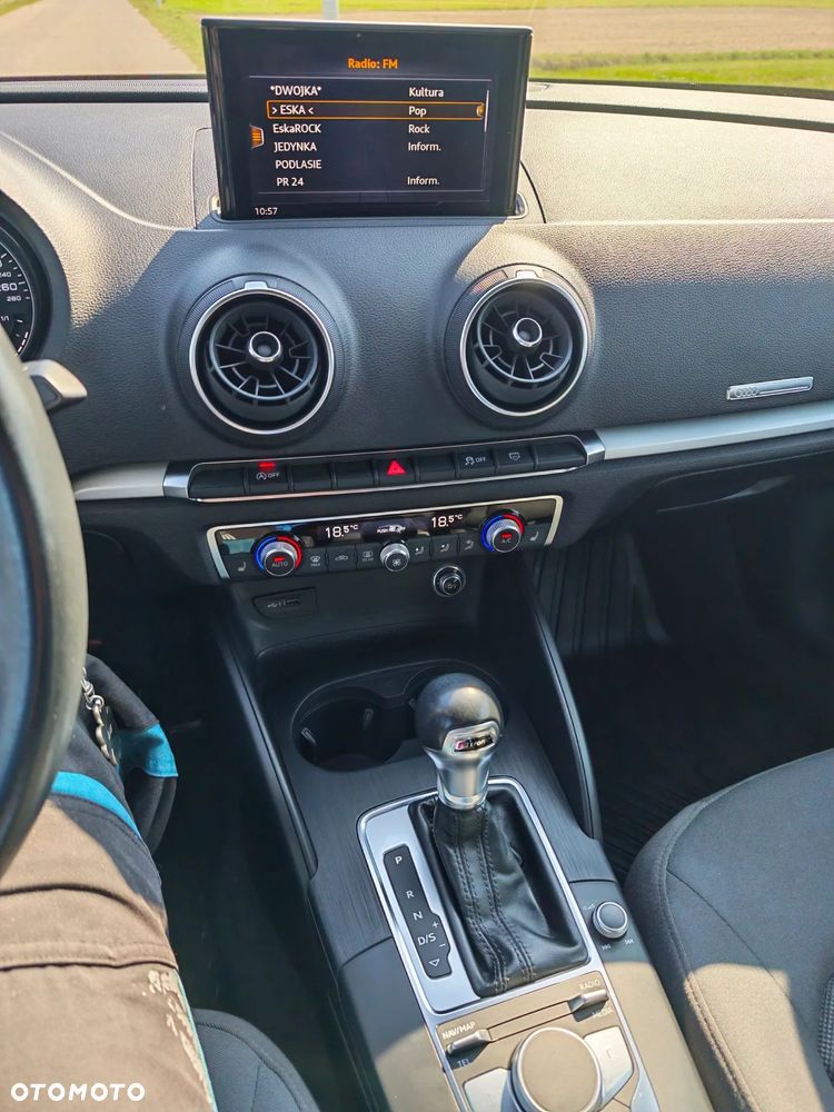 Audi A3 Sportback 30 TFSI S tronic - 17
