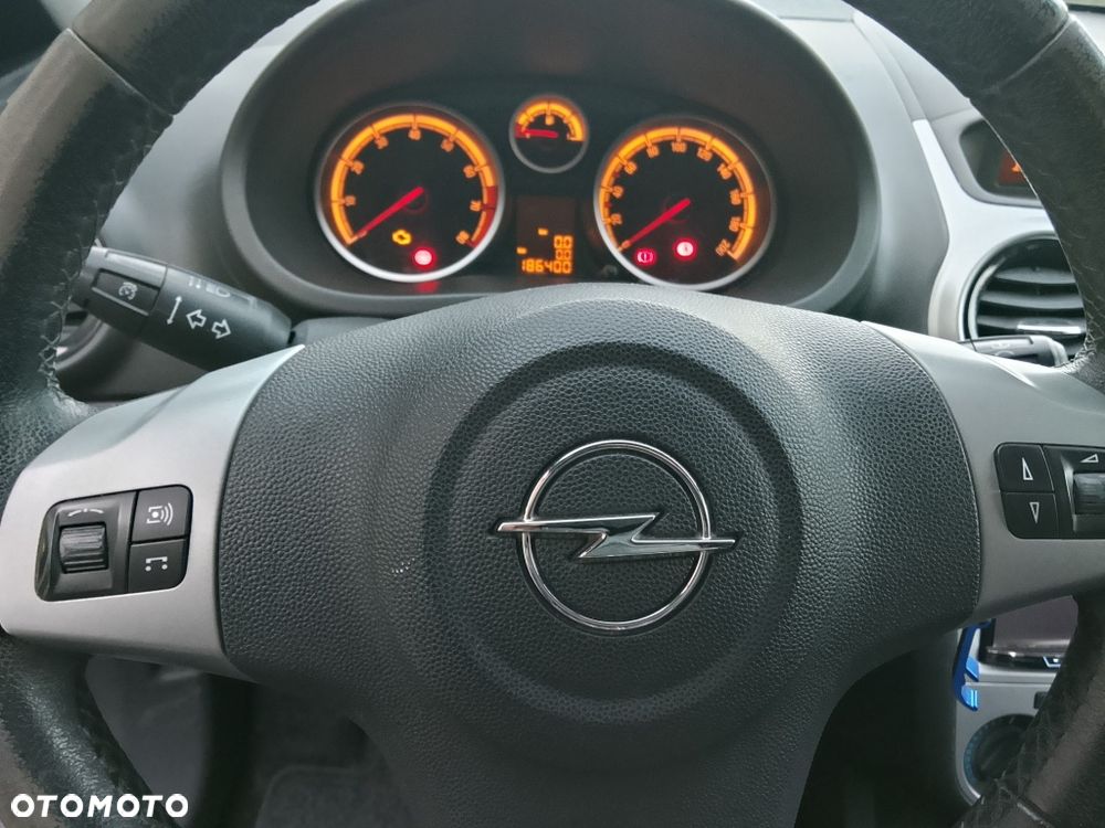 Opel Corsa - 8