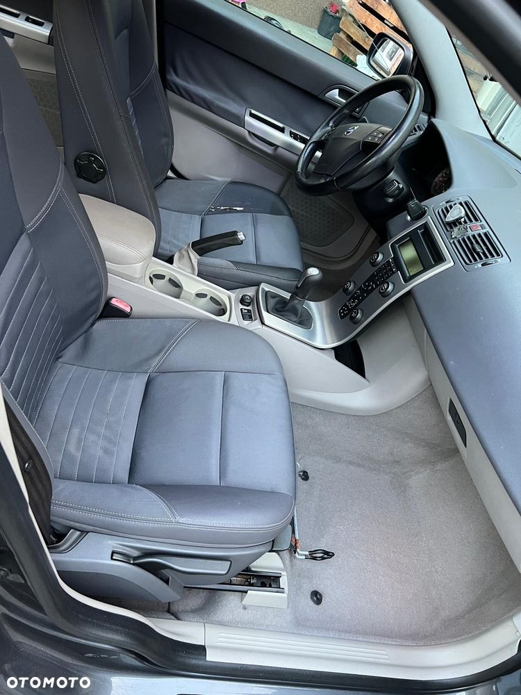 Volvo S40 2.0D Kinetic - 14