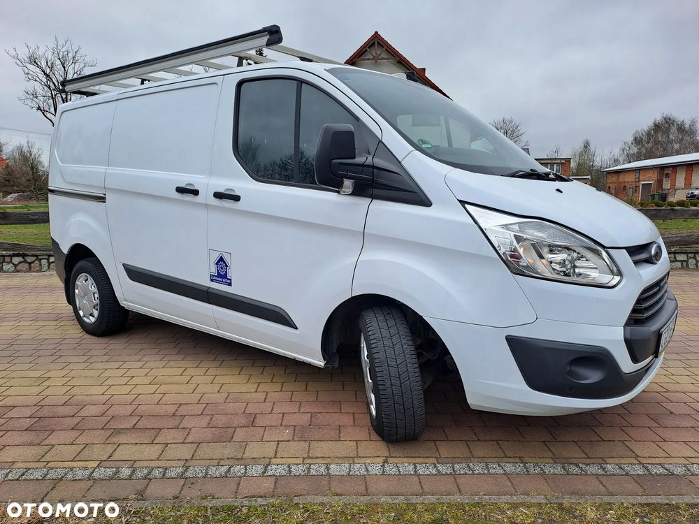 Ford TRANSIT CUSTOM - 3