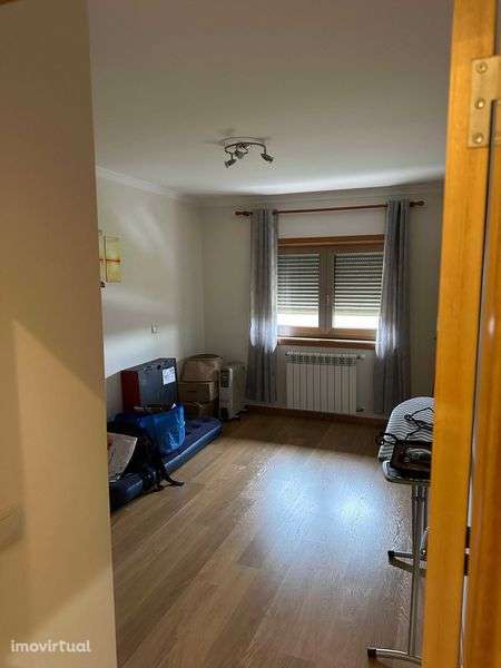 Arrendo apartamento T2 Bragança - Grande imagem: 5/8