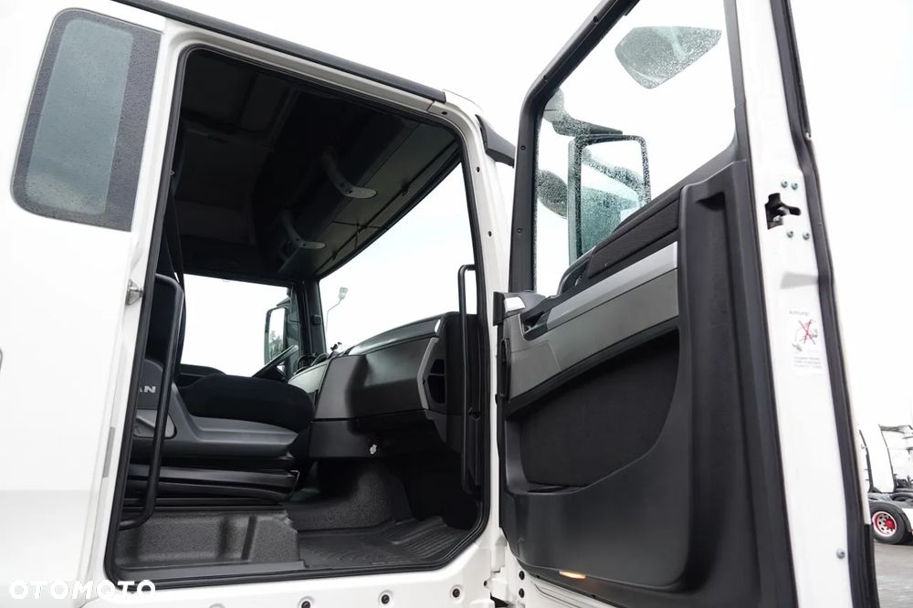 MAN TGX 18.480 / RETARDER / EURO 5 / EEV / SPROWADZONY / - 33
