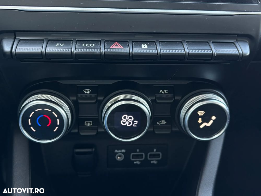 Renault Clio E-TECH 140 BUSINESS EDITION - 17