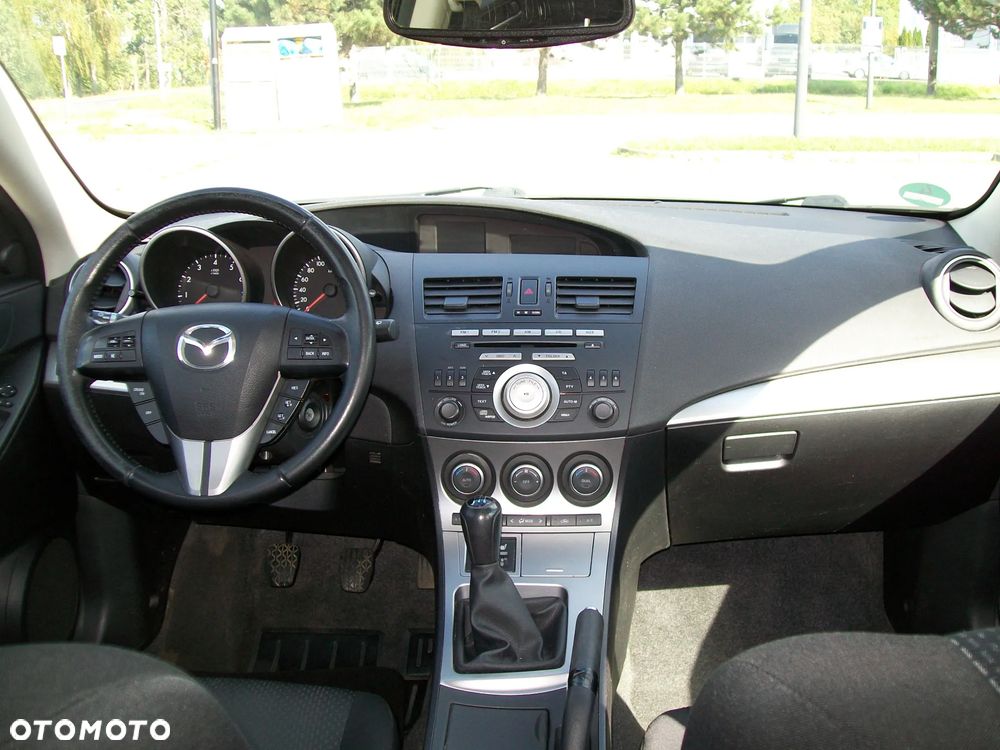 Mazda 3 - 7
