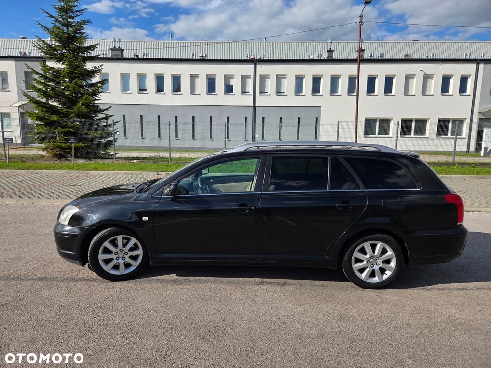 Toyota Avensis 2.0 VVT-i Sol - 21