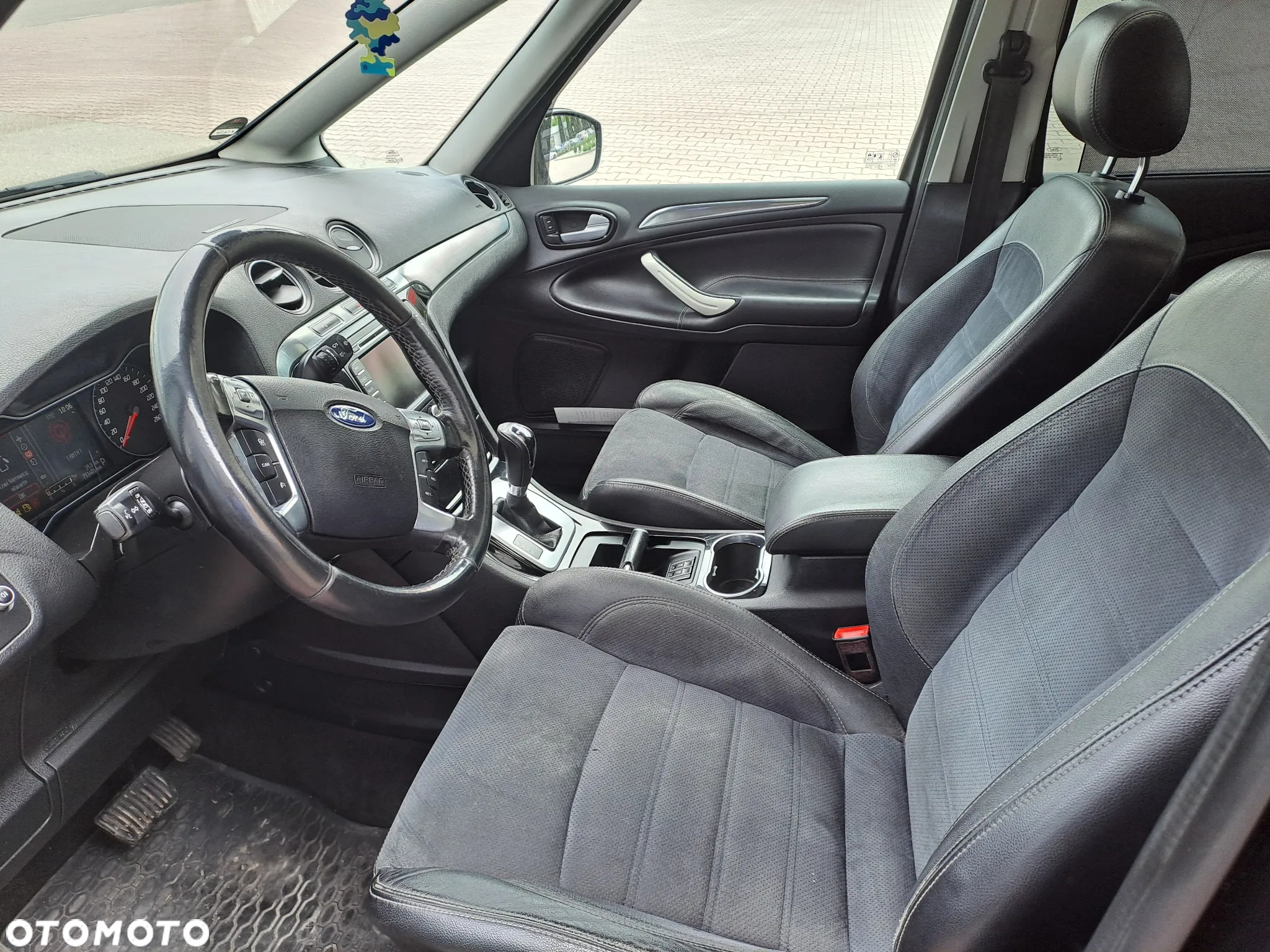 Ford Galaxy 2.0 TDCi DPF Titanium - 23