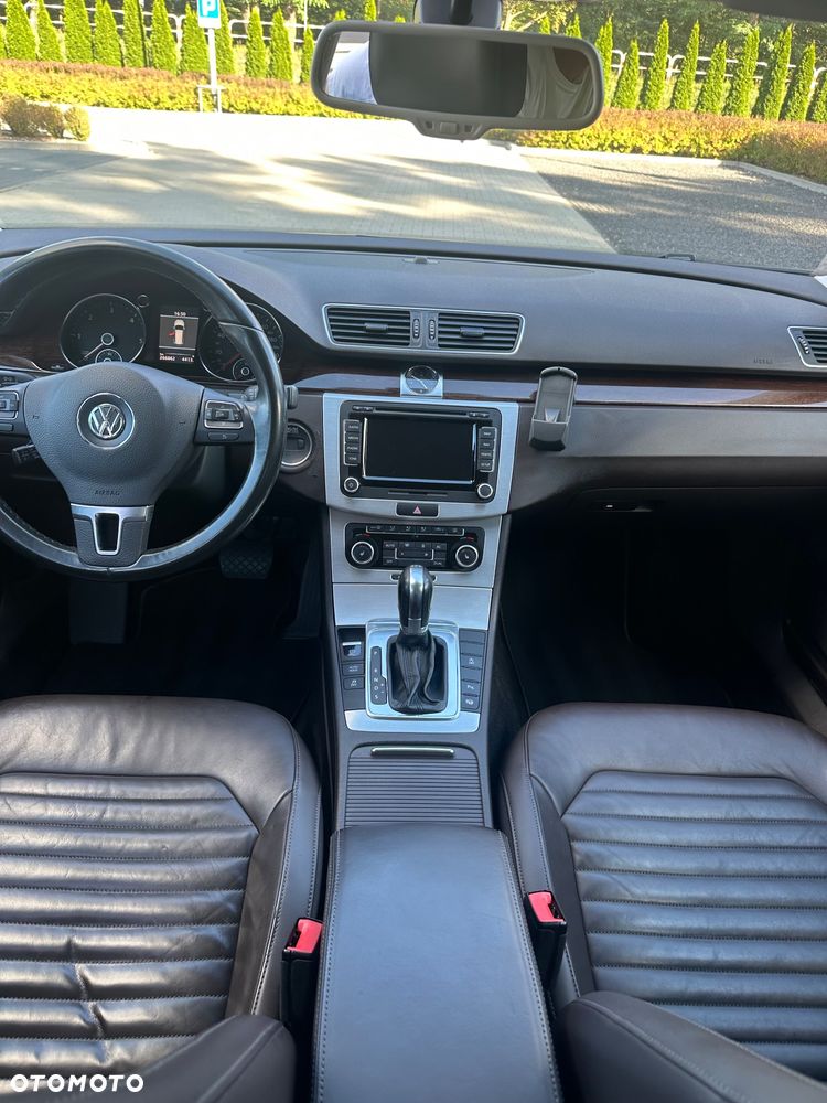 Volkswagen Passat 2.0 TDI Highline DSG - 12