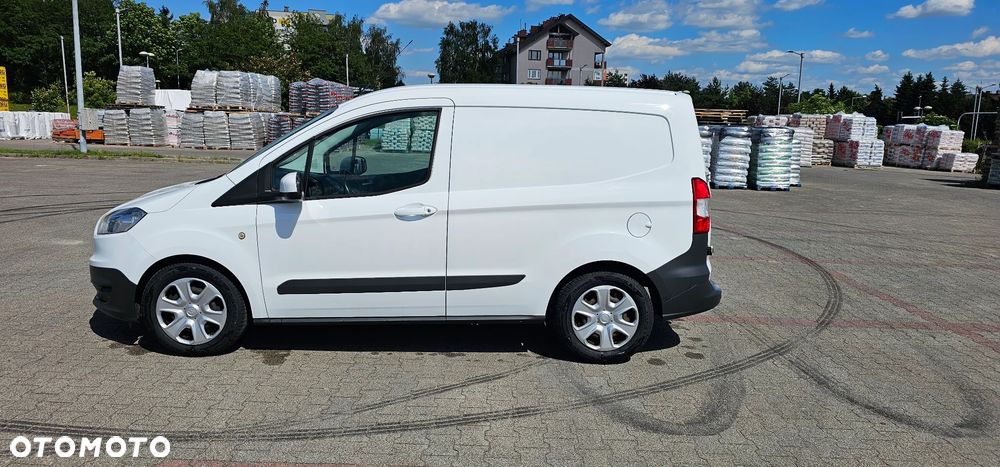 Ford Transit courier - 2