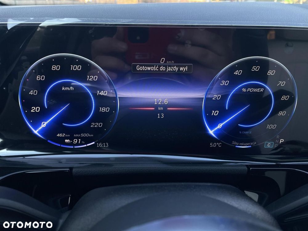 Mercedes-Benz EQA - 18