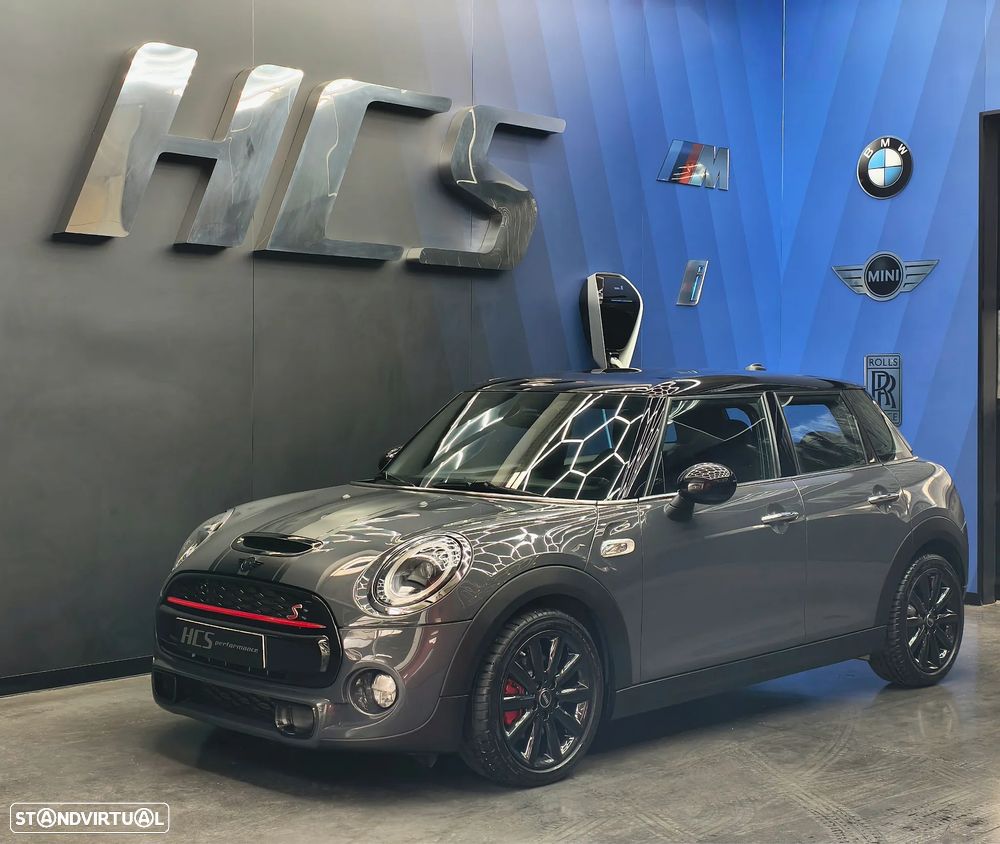 MINI 5 Portas Cooper SD Auto Desportiva - 1