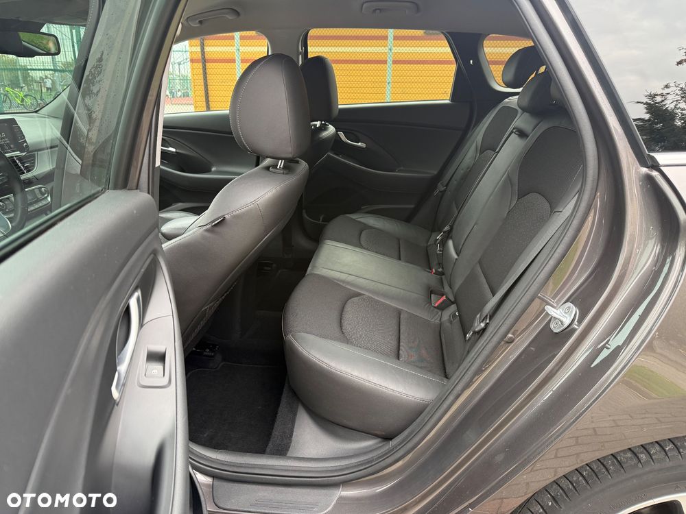 Hyundai i30 1.4 T-GDI Premium DCT - 11