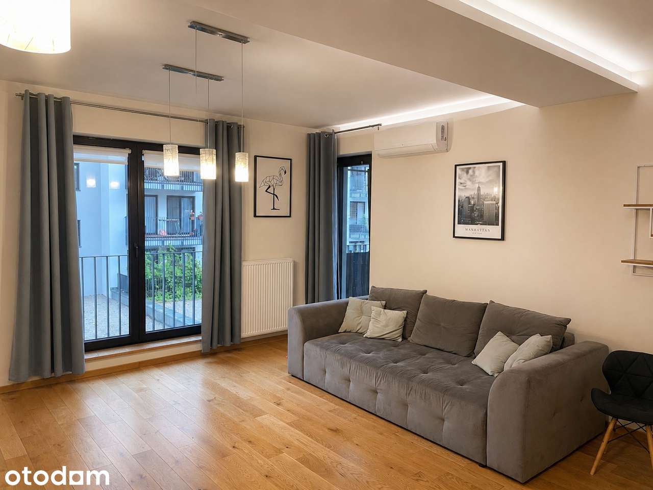 55m 2 pokoje Loggia Miejsce postojowe Komórka lokatorska Bez prowizji