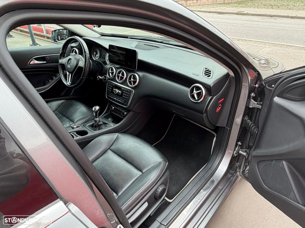 Mercedes-Benz A 180 CDI BlueEFFICIENCY - 28