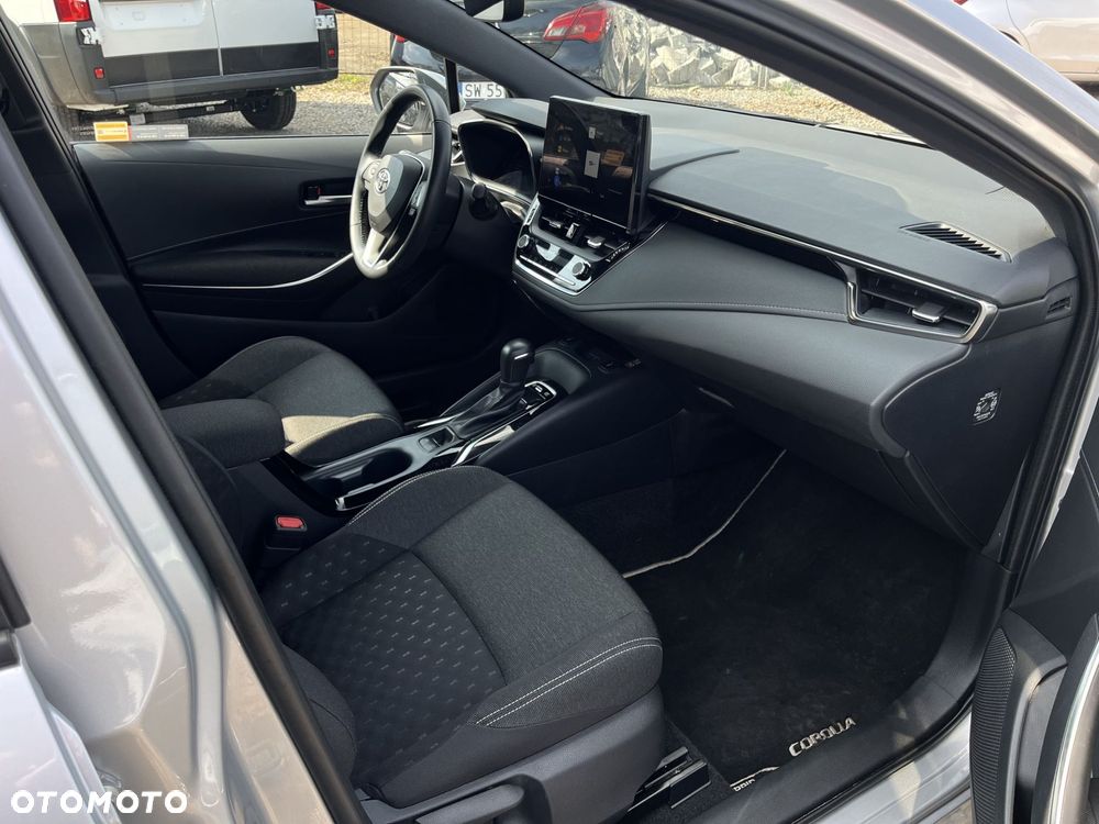 Toyota Corolla 1.8 Hybrid Comfort - 21