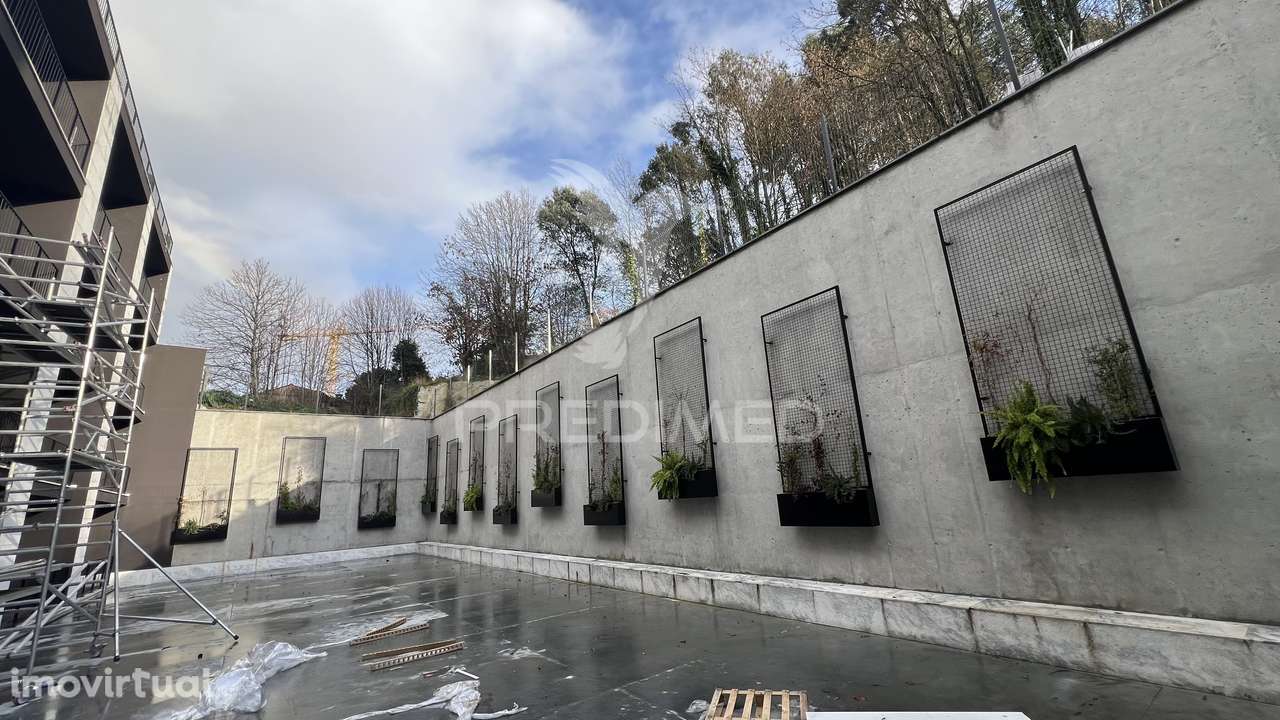 APARTAMENTO T0 NO CORAÇÃO DE BRAGA - (OPORTUNIDADE IMPERDÍVEL) - Grande imagem: 4/22