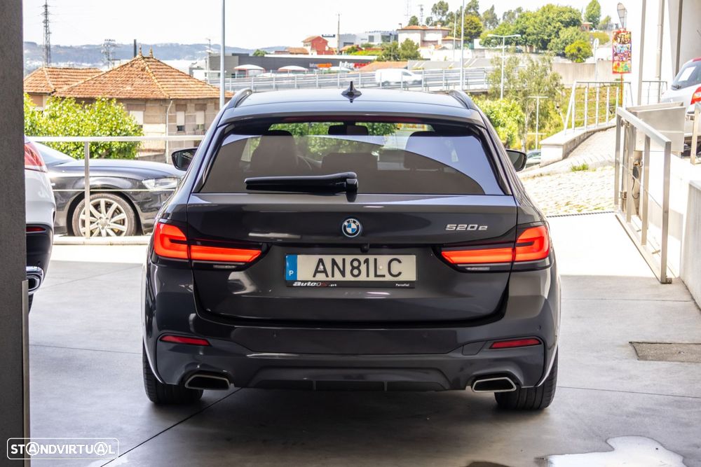 BMW 520 - 7