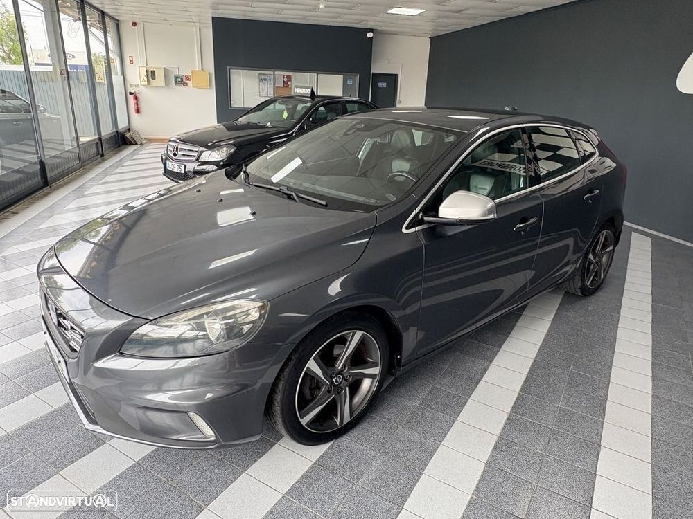 Volvo V40 1.6 D2 R-Design - 4
