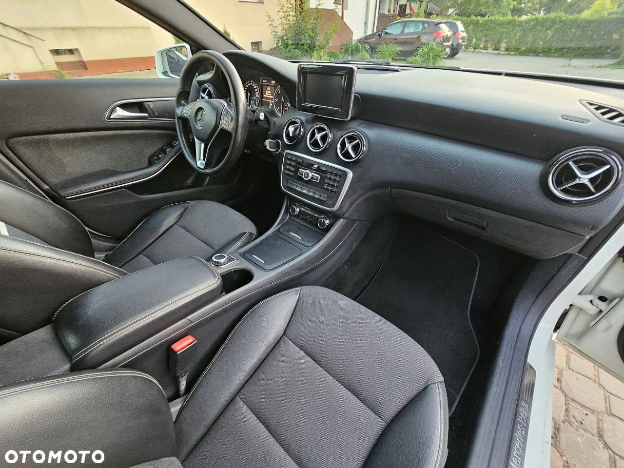 Mercedes-Benz Klasa A 180 CDI 7G-DCT AMG Line - 7