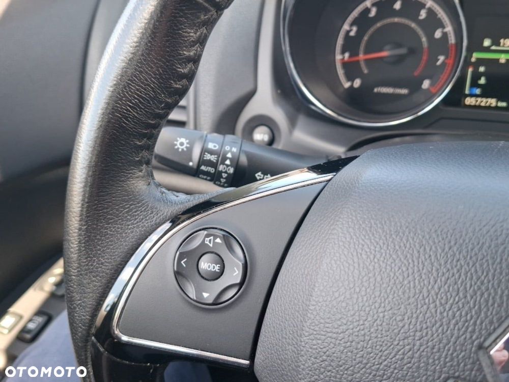 Mitsubishi ASX - 25