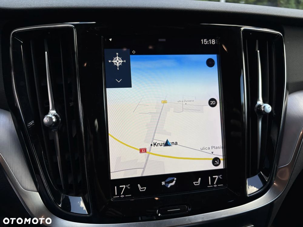 Volvo V60 D4 Geartronic Momentum Pro - 28