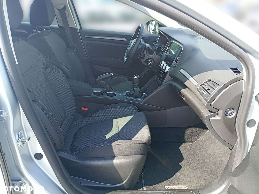 Renault Megane 1.3 TCe FAP Equilibre - 28