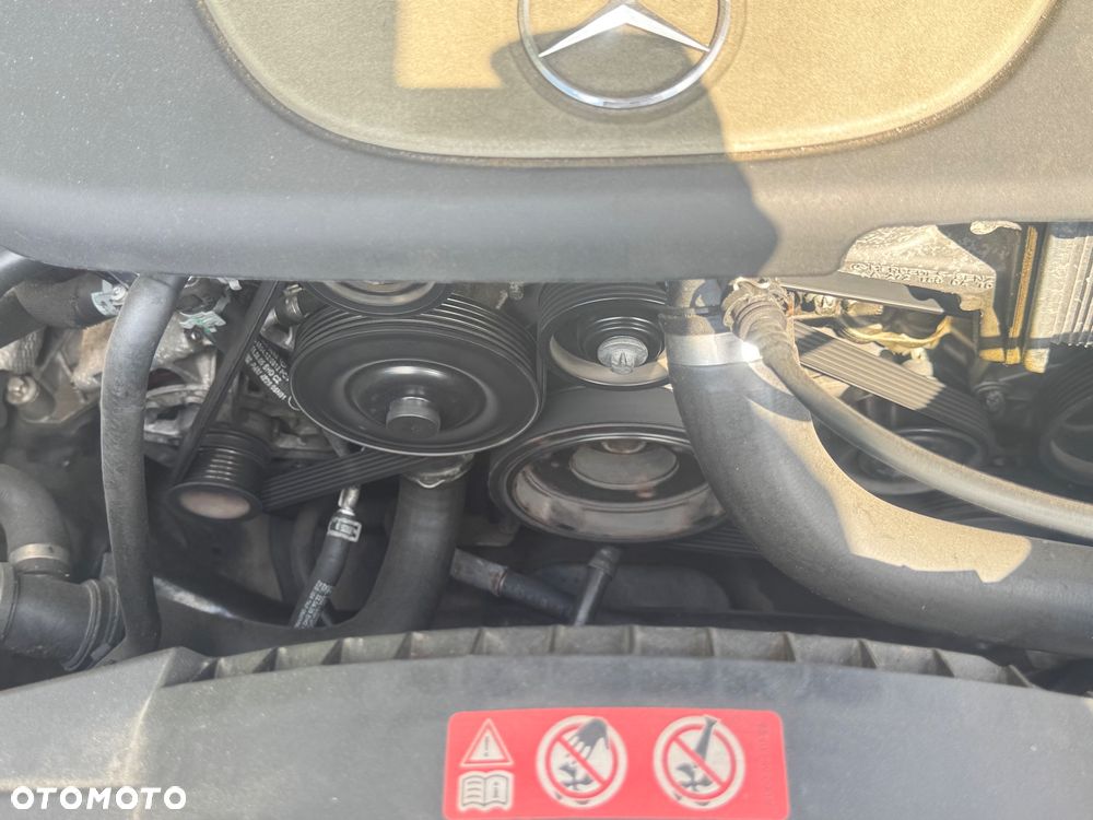 Mercedes-Benz CLS 350 CGI 7G-TRONIC - 24
