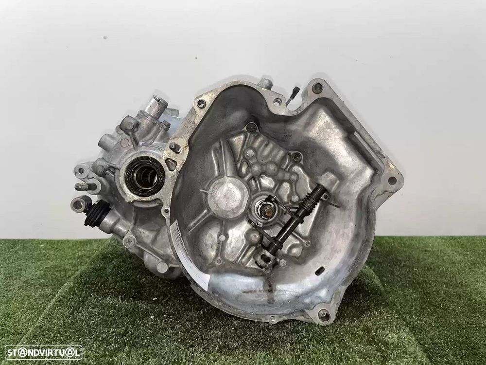 CAIXA VELOCIDADES SUZUKI SWIFT II FASTBACK 1999 -1562163 - 1