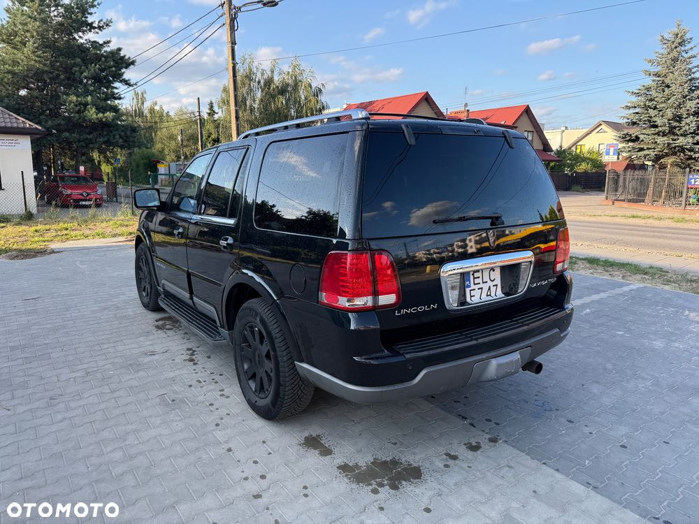 Lincoln Navigator 5.4 4WD - 7