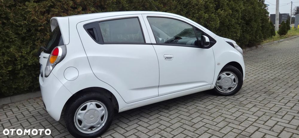 Chevrolet Spark - 14