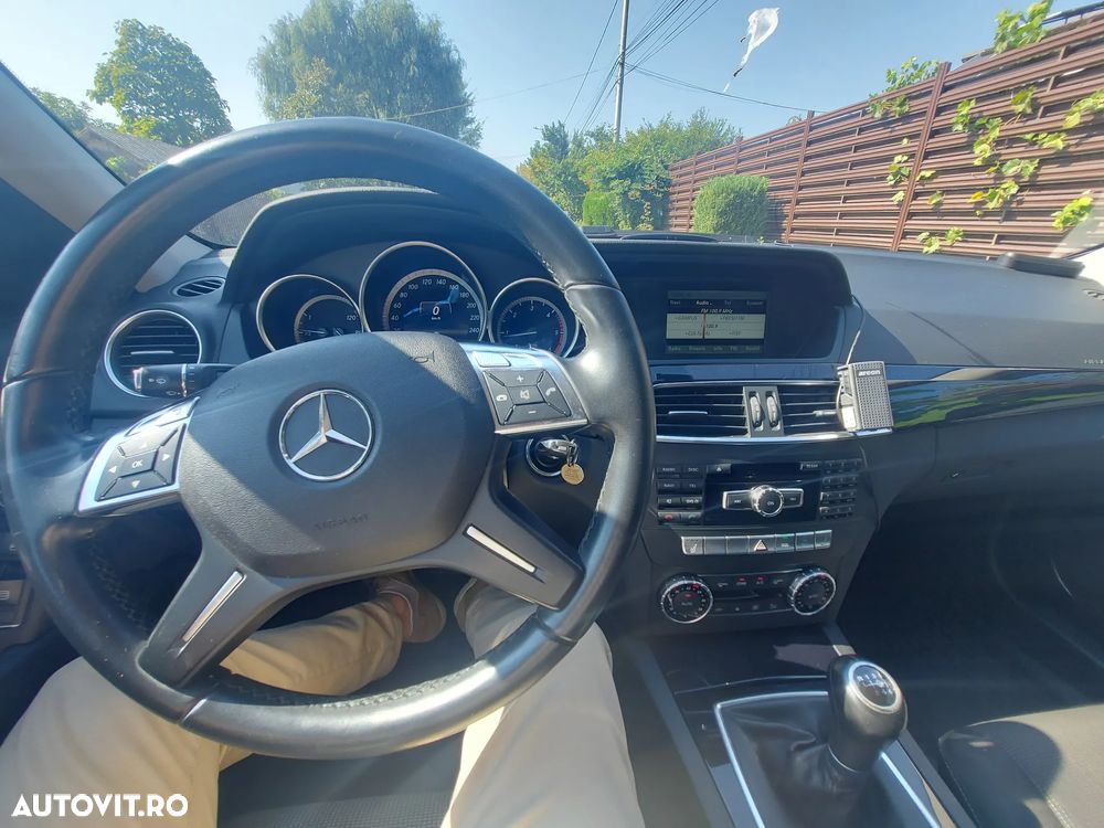 Mercedes-Benz C 220 T CDI DPF BlueEFFICIENCY - 3
