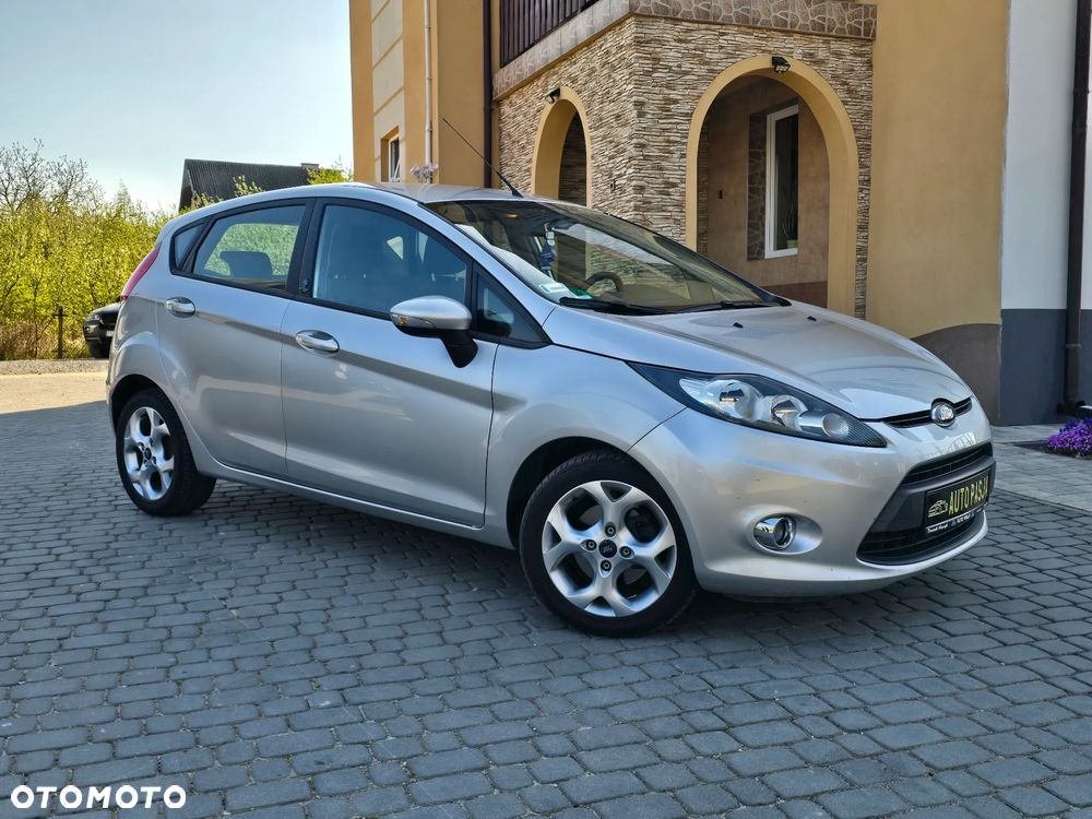 Ford Fiesta 1.25 Champions Edition - 8