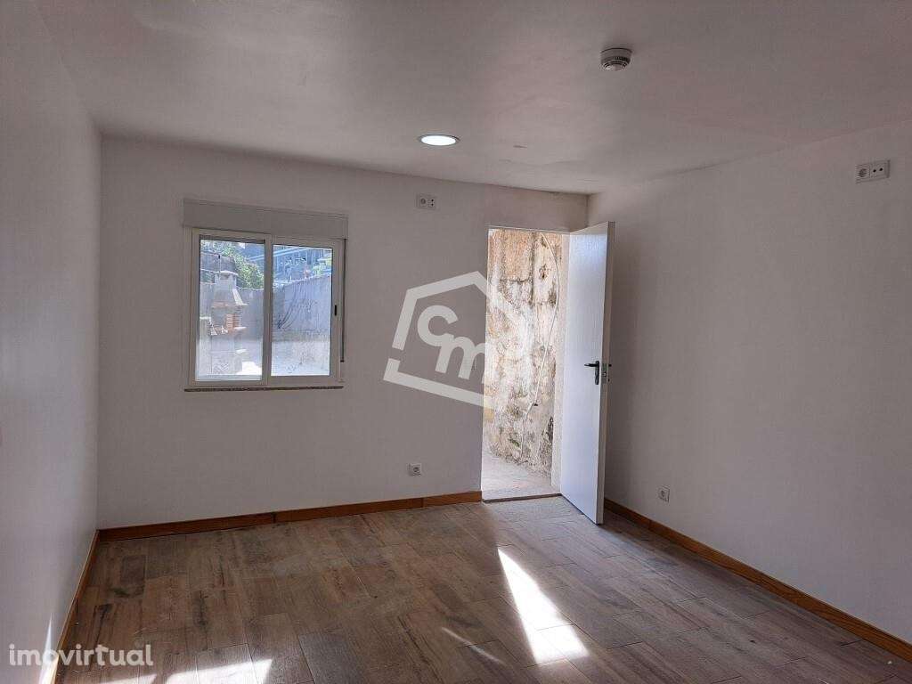 Arrendamento | Porto (Freixo) Despesas incluídas/ Terraço - Grande imagem: 4/12