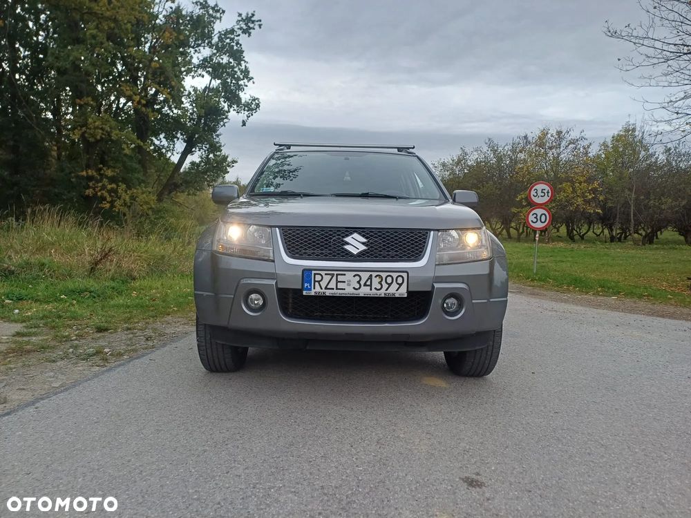 Suzuki Grand Vitara - 12