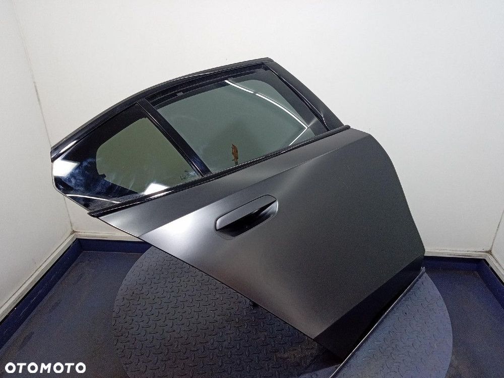 BMW I5 M60 G60 23- SEDAN DRZWI TYŁ PRAWE C64 FROZEN DEEP GREY METALLIC - 3